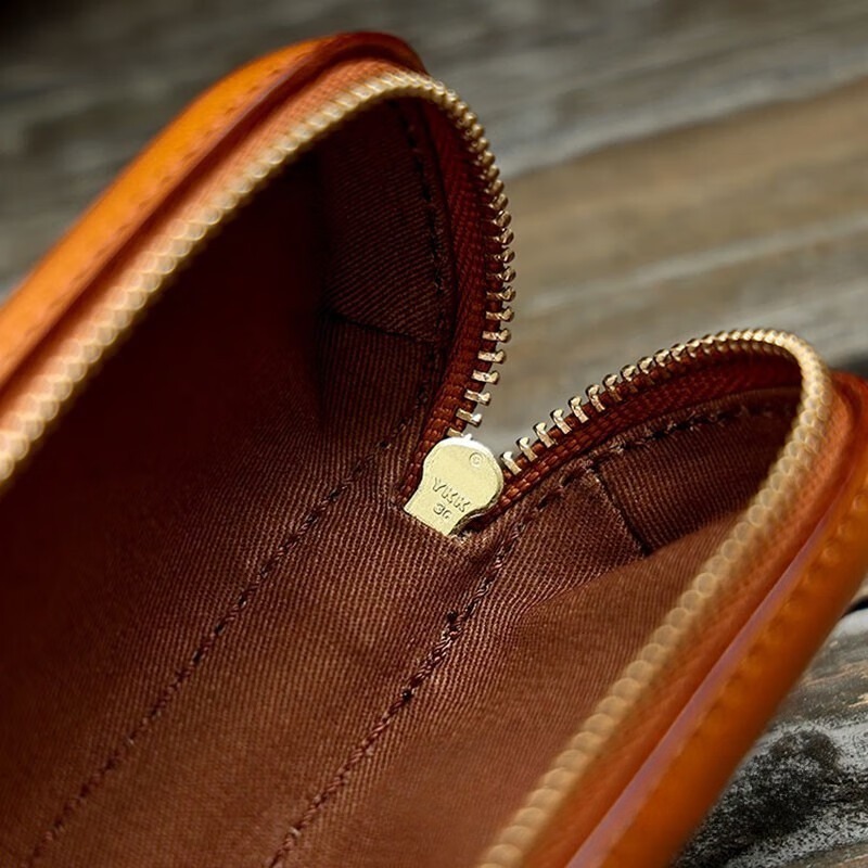 Skórzane etui na okulary Retro – Travel Accessories Needed recenzja i cena