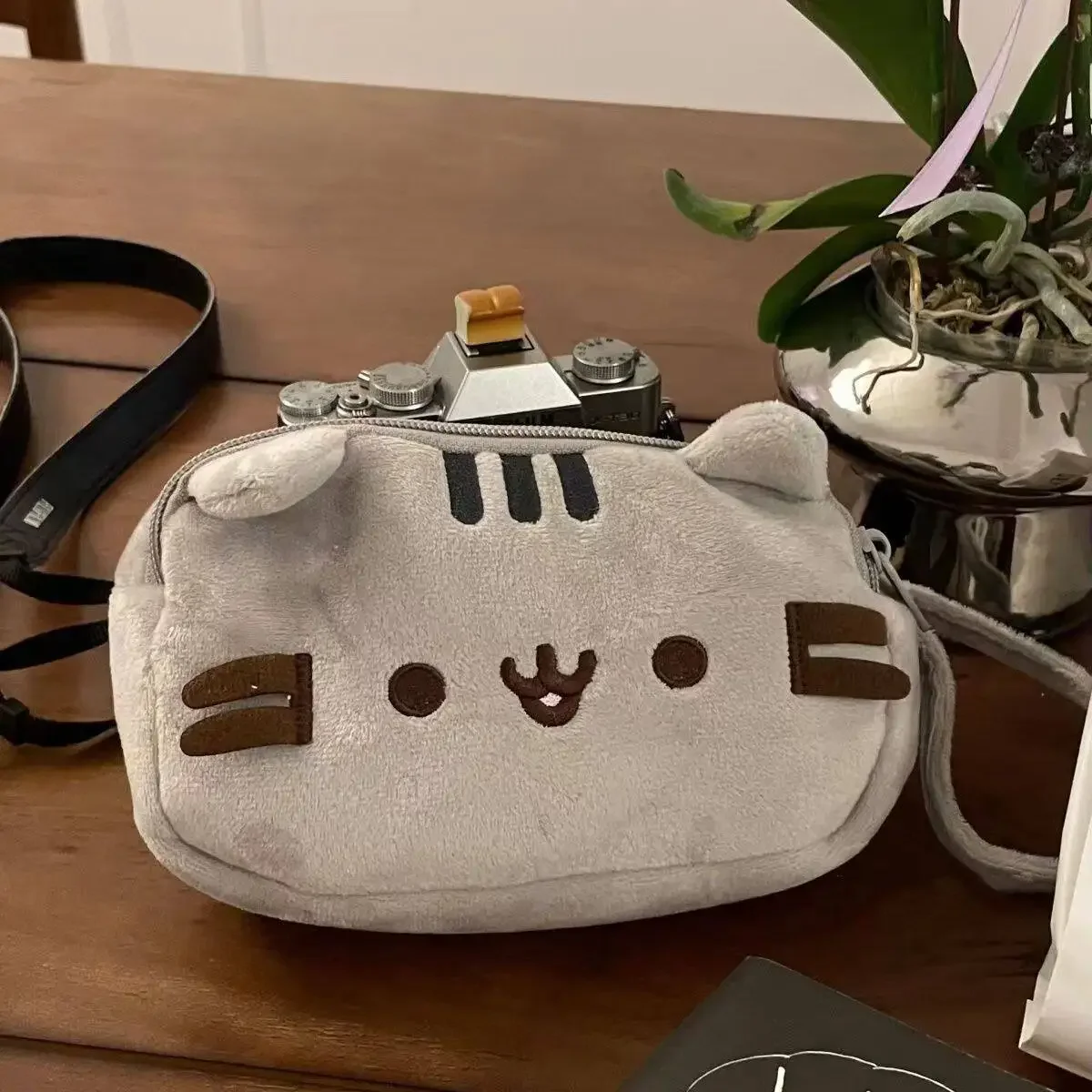 Uroczy piórnik Pusheen, kreskó – Travel Accessories Gadget recenzja i cena