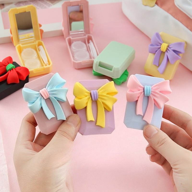 Kolorowe etui na soczewki kont – Travel Accessories Kit For Women recenzja i cena